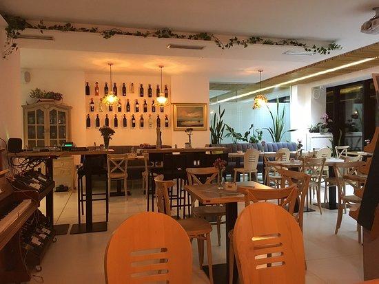 Fresh Garden Restaurant